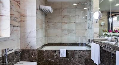 اکتا سیتی 47