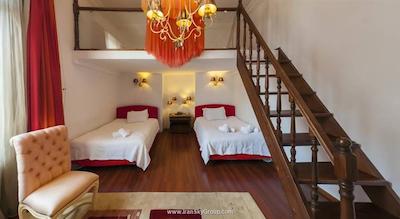 آکروپلیس موزه بوتیک هتل