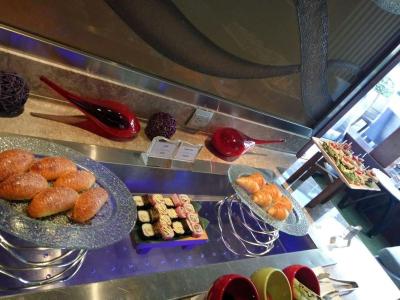 گرند اسکایلایت اینترنشنال گوانلان