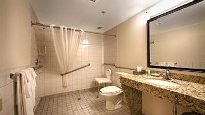 بست وسترن شارلوتتاون