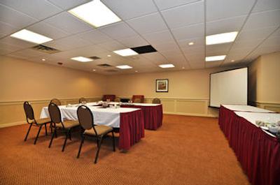 بست وسترن شارلوتتاون