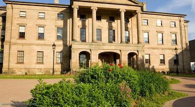 بست وسترن شارلوتتاون