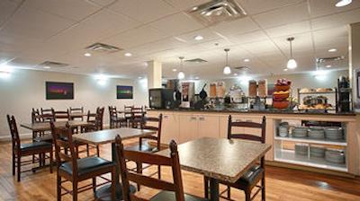 بست وسترن شارلوتتاون