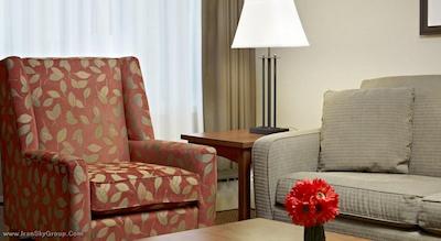 بست وسترن شارلوتتاون