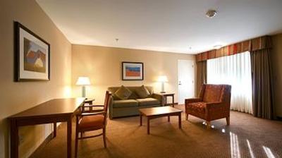 بست وسترن شارلوتتاون