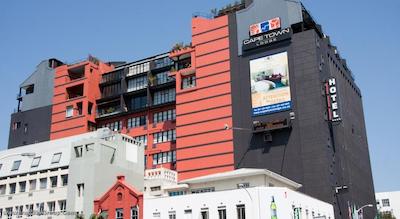 کیپ تاون لوژ