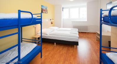 ای اند او پراگ مترو استریزکوف