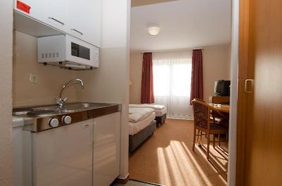 آپارتهتل سهنده