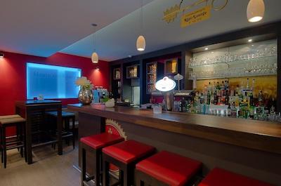 آپارتهتل سهنده