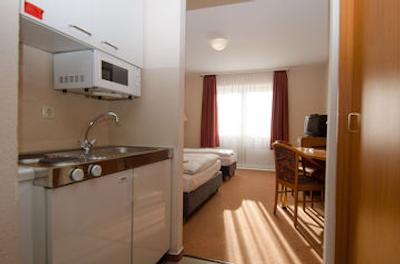 آپارتهتل سهنده