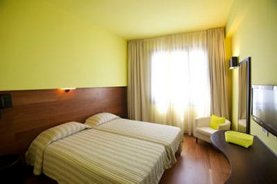 آتن سنتر اسکوئر