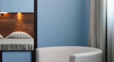 آتن سنتر اسکوئر