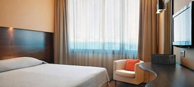 آتن سنتر اسکوئر