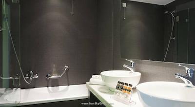 آتن سنتر اسکوئر