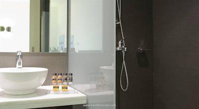 آتن سنتر اسکوئر