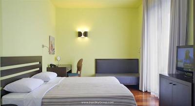 آتن سنتر اسکوئر