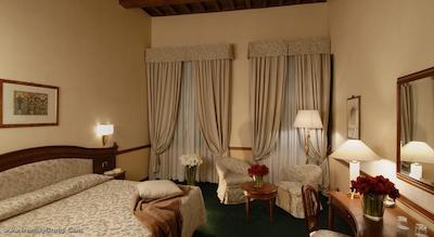 دگلی اورافی