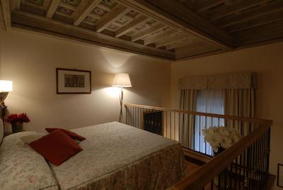 دگلی اورافی