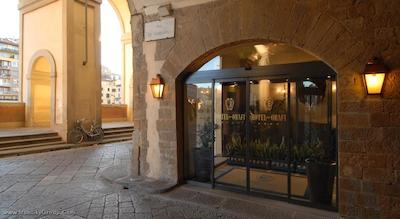 دگلی اورافی