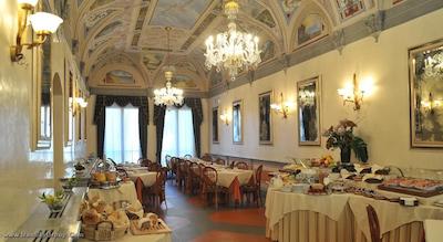 دگلی اورافی