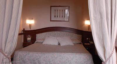 دگلی اورافی