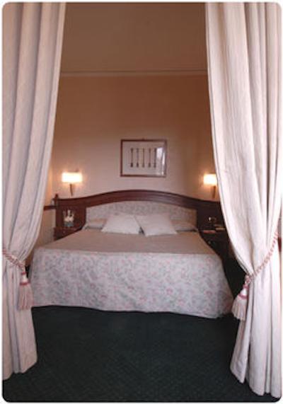 دگلی اورافی