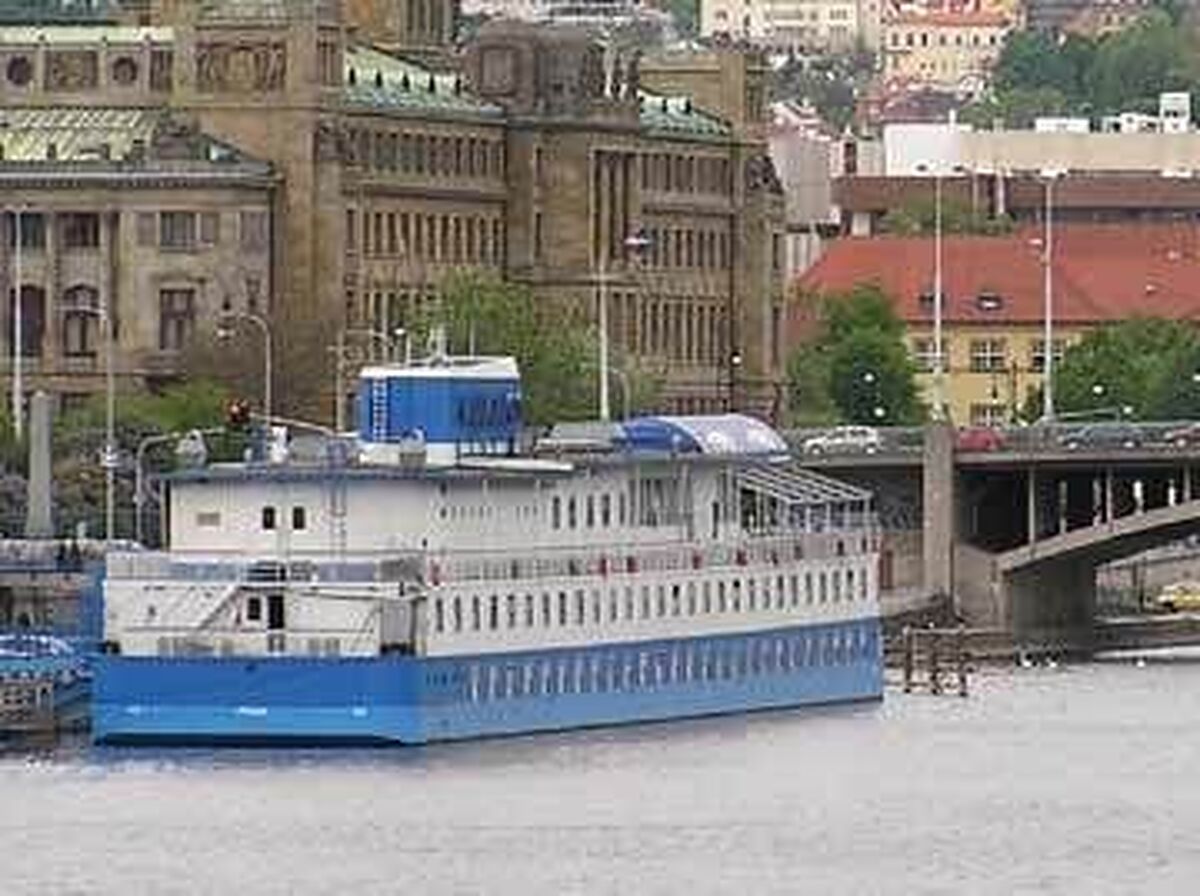 Botel Albatros