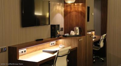 بست وسترن پرمیر دانته