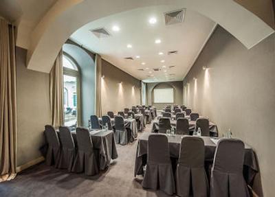 زنیت بوداپست پالاس