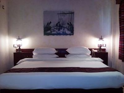 ال لیوان سوئیتس