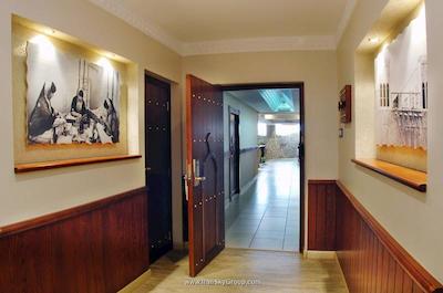 ال لیوان سوئیتس