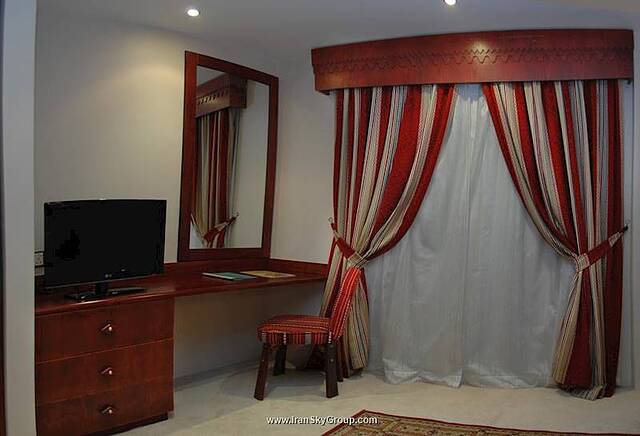 ال لیوان سوئیتس