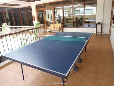 ال لیوان سوئیتس