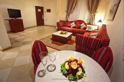 ال لیوان سوئیتس