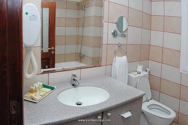 ال لیوان سوئیتس