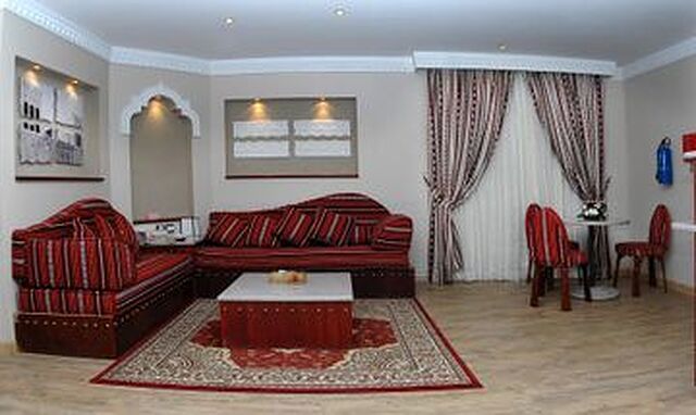ال لیوان سوئیتس