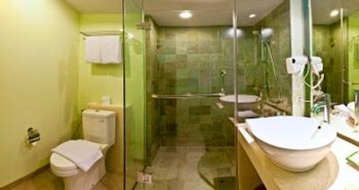 ادن هتل اند ریزورت