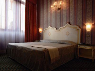 بسکلو هتل بلینی