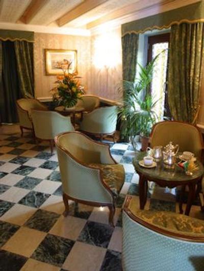 بسکلو هتل بلینی