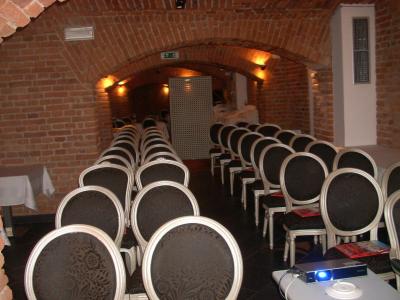 هتل اسنزیو پراگ