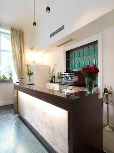 هتل اسنزیو پراگ