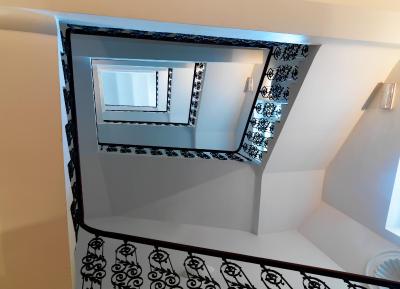 هتل اسنزیو پراگ