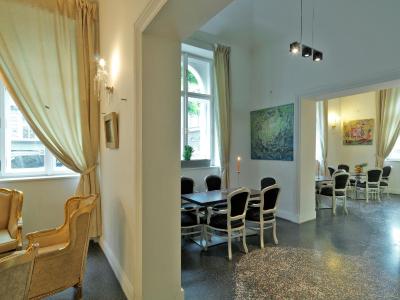 هتل اسنزیو پراگ