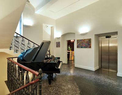 هتل اسنزیو پراگ