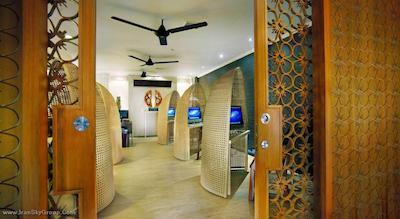 استون بالی بیچ ریزورت اند اسپا