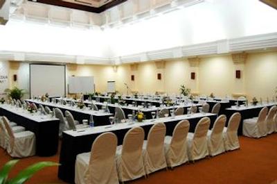 استون بالی بیچ ریزورت اند اسپا