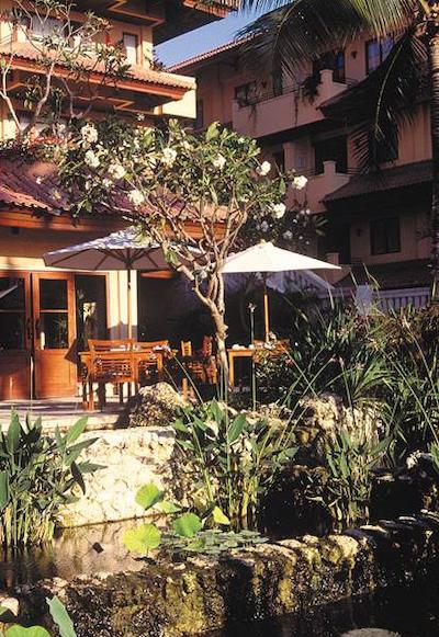 استون بالی بیچ ریزورت اند اسپا