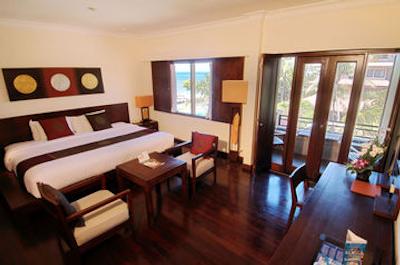 استون بالی بیچ ریزورت اند اسپا