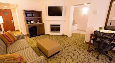 هیلتون گاردن این ساسکاتون داون تاون