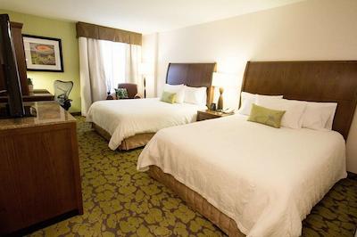 هیلتون گاردن این ساسکاتون داون تاون